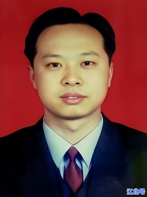无锡朱斌个人信息爆料：江苏无锡本地网红朱斌最新消息、照片、抖音号全搜录