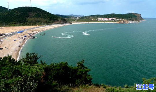 青岛哪个城市离海近，青岛的海属于黄海还是渤海