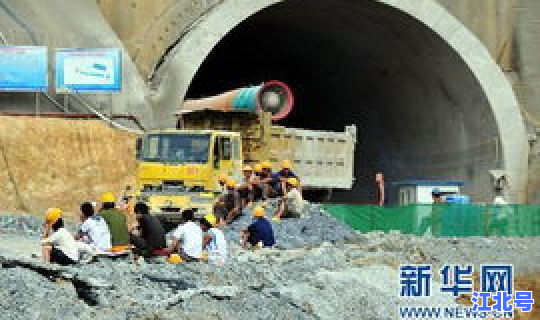 郑州隧道死了几个人？隧道一般多少工人一个月