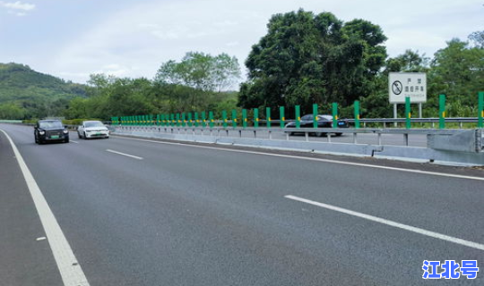 高速路免费通行的条件，高速公路免费吗