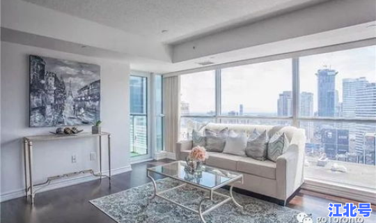 西安隔离者没钱不让入住事件怎么办，西安隔离费用是自己出还是免费的