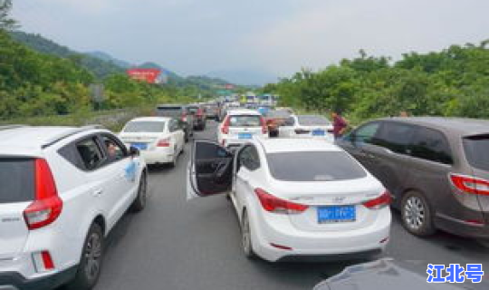 节假日高速免费车型标准2025，高速节日免费车有哪些规定