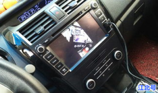 雪佛兰epica电脑插头在哪，雪佛兰车手机充电的地方在哪里