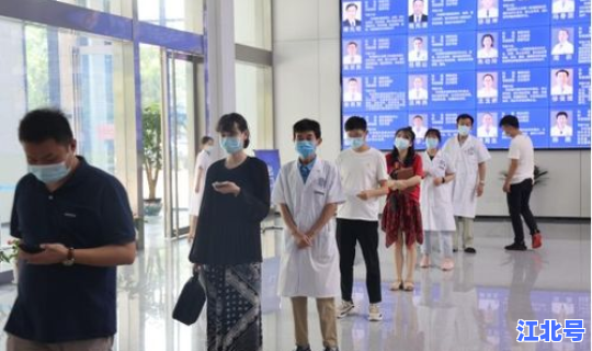 武汉全员核酸检测，疫情期间武汉医院