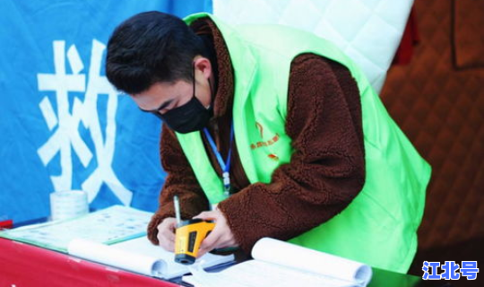 李兰娟为疫情做出的贡献事迹评价 为国家做贡献的人物事迹