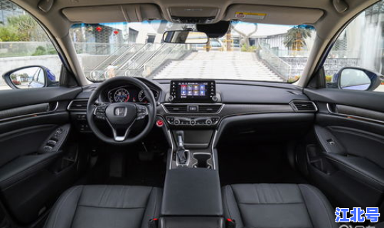 本田雅阁accord多少钱 本田雅阁怎么查公里数